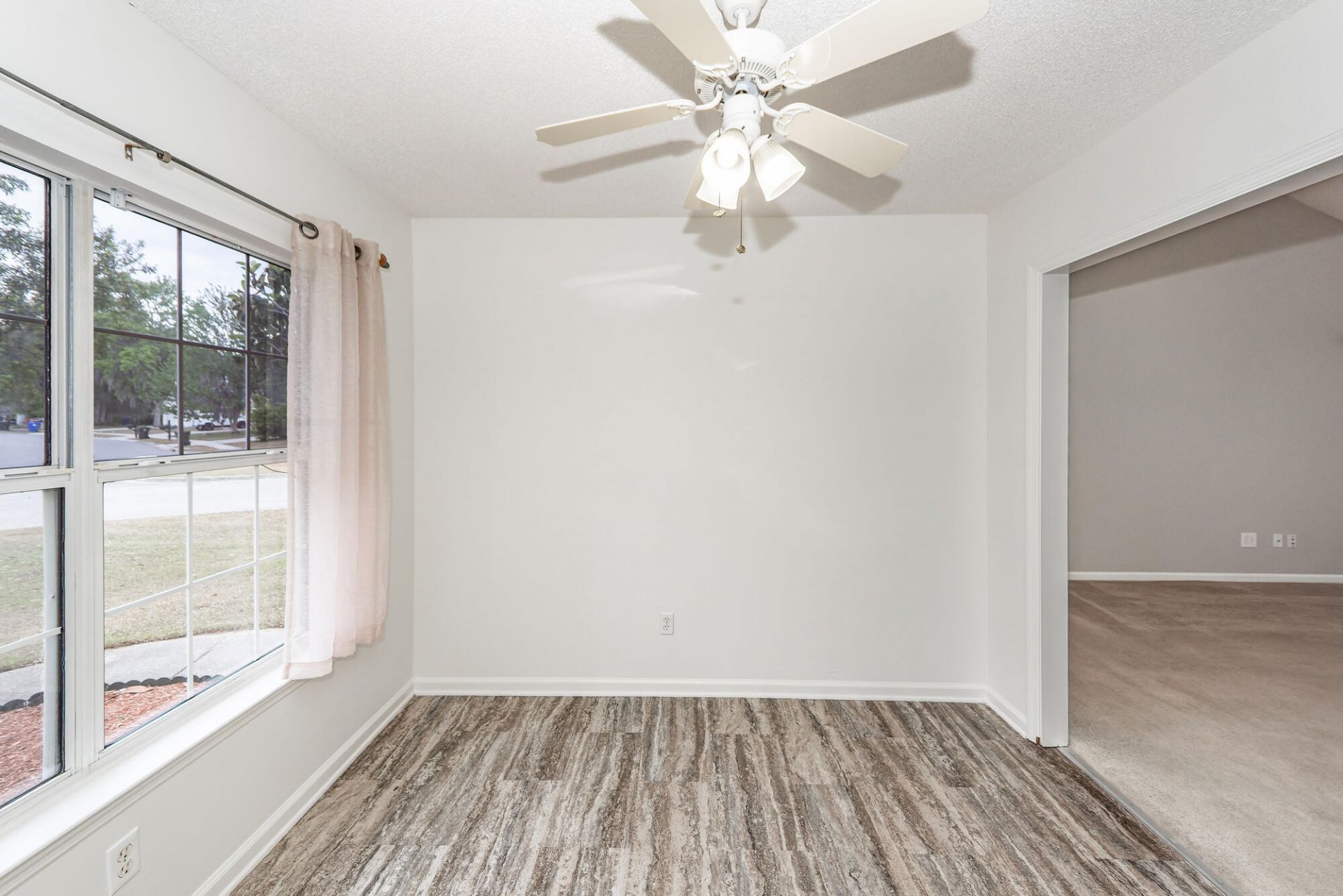 574 Carters Grove Road Photo 10