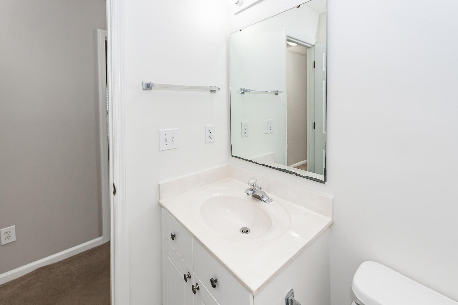 574 Carters Grove Road Photo 27