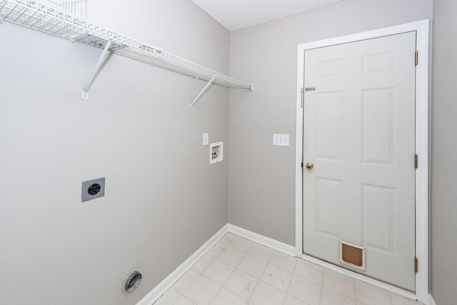 574 Carters Grove Road Photo 28