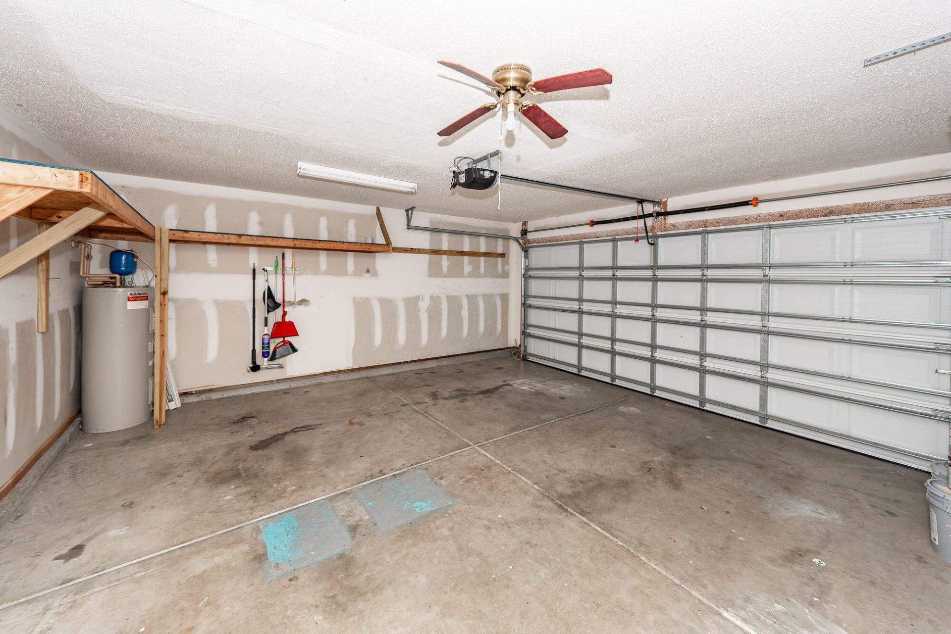 574 Carters Grove Road Photo 29