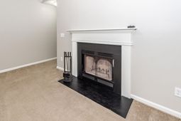 574 Carters Grove Road photo 4