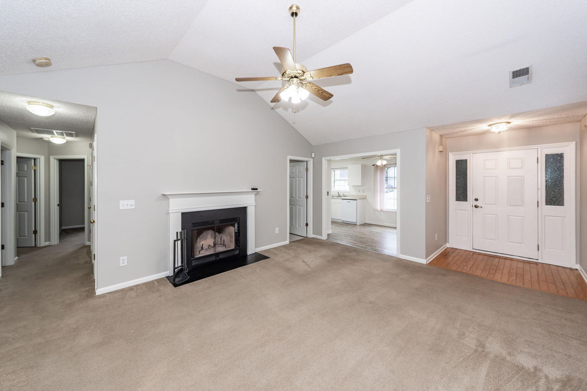 574 Carters Grove Road Photo 7