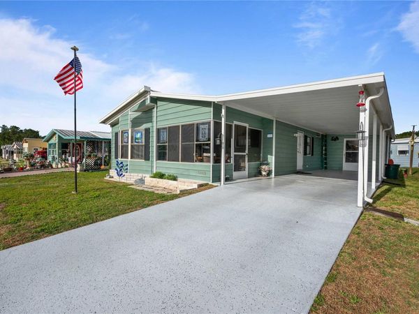 3843 CHRIS DRIVE, WESLEY CHAPEL, FL 33543