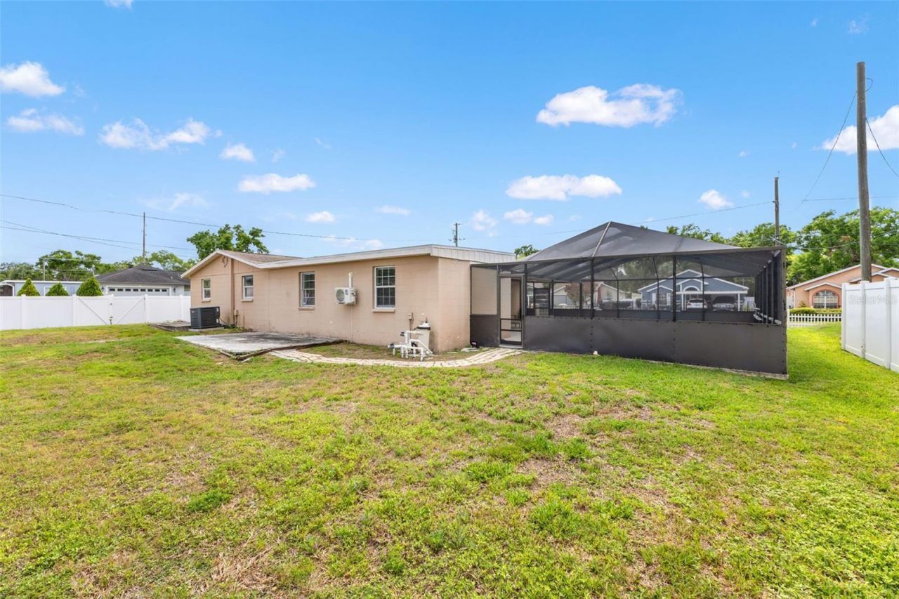 7901 N Packwood Avenue, Tampa, FL 33604 Photo