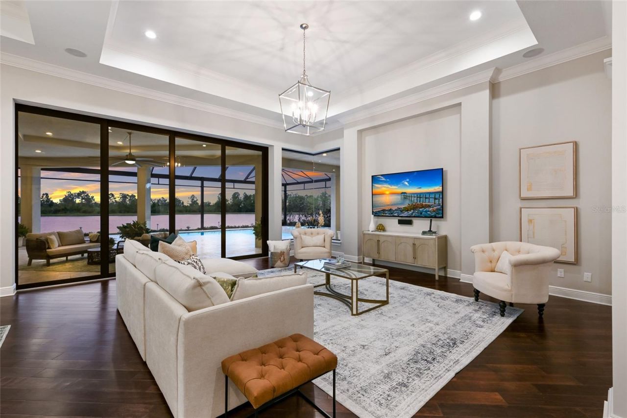 8411 Broadstone Court, Bradenton, FL 34202 Photo