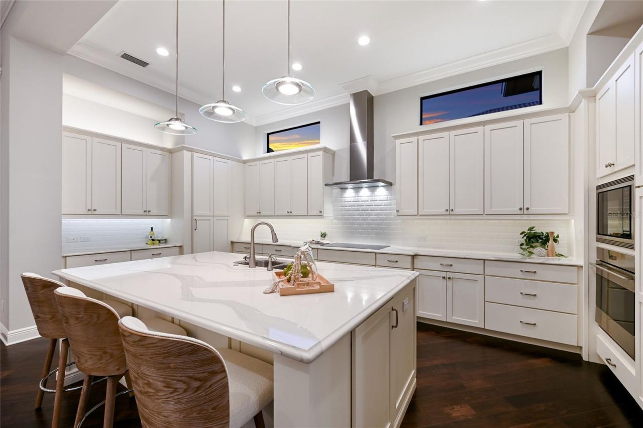 8411 Broadstone Court, Bradenton, FL 34202 Photo