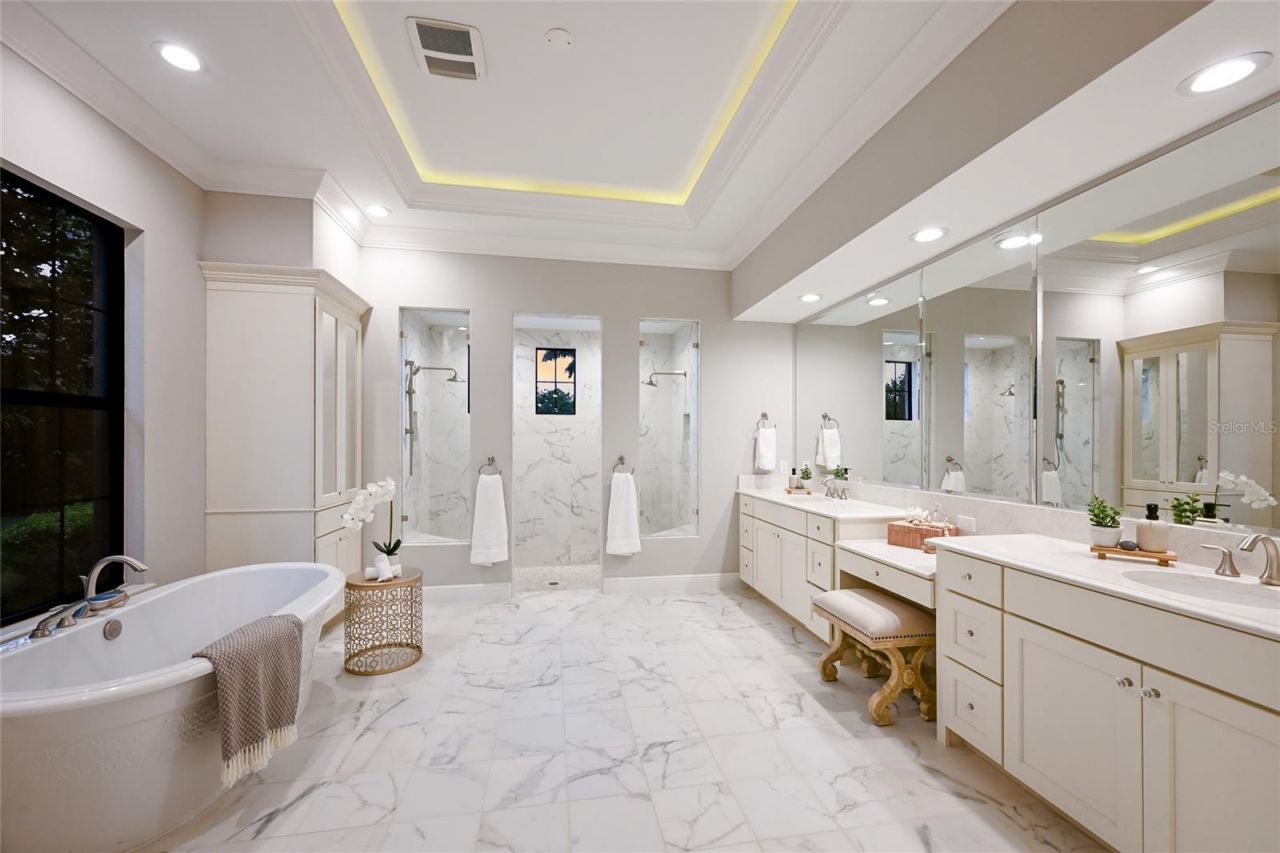 8411 Broadstone Court, Bradenton, FL 34202 Photo