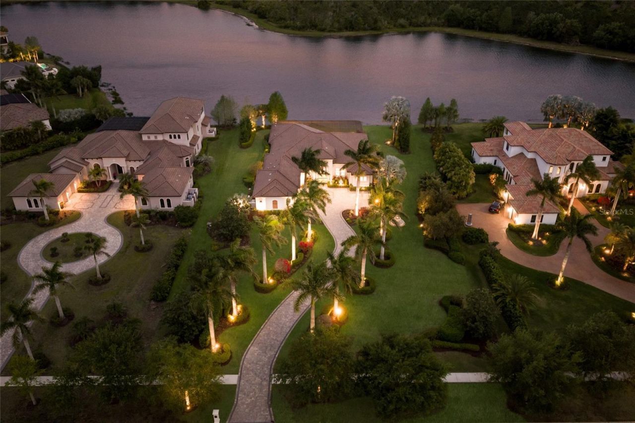 8411 Broadstone Court, Bradenton, FL 34202 Photo