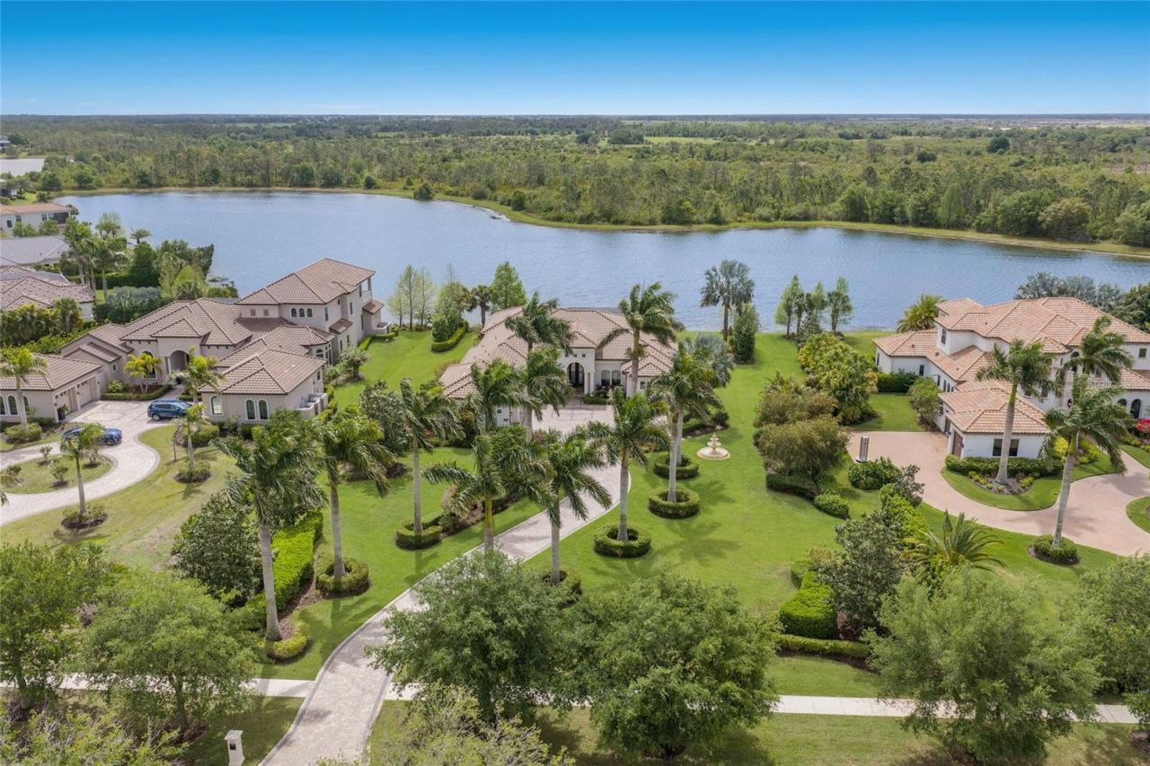 8411 Broadstone Court, Bradenton, FL 34202 Photo