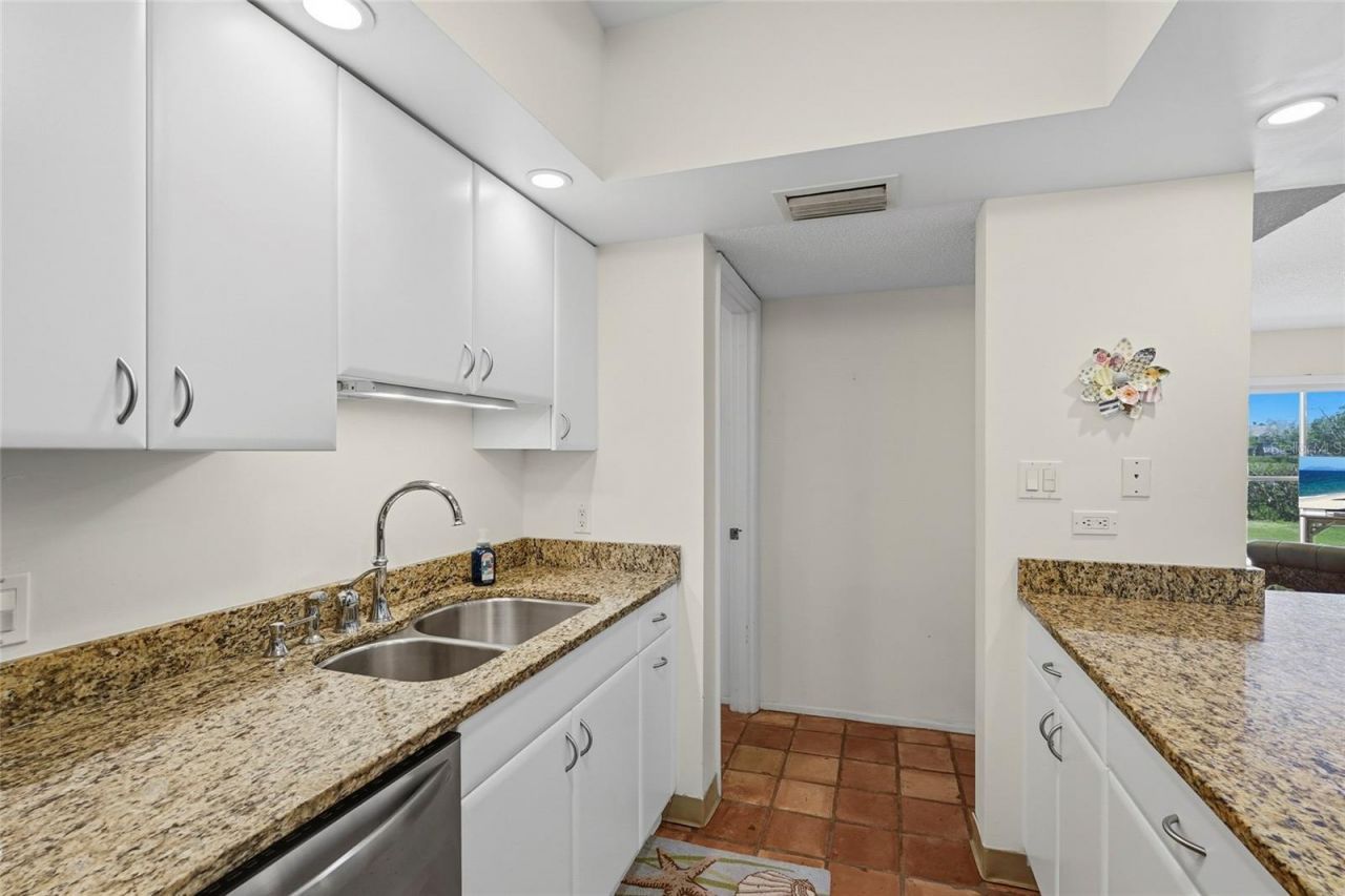 3240 Gulf Of Mexico Drive , Unit B104, Longboat Key, FL 34228 Photo