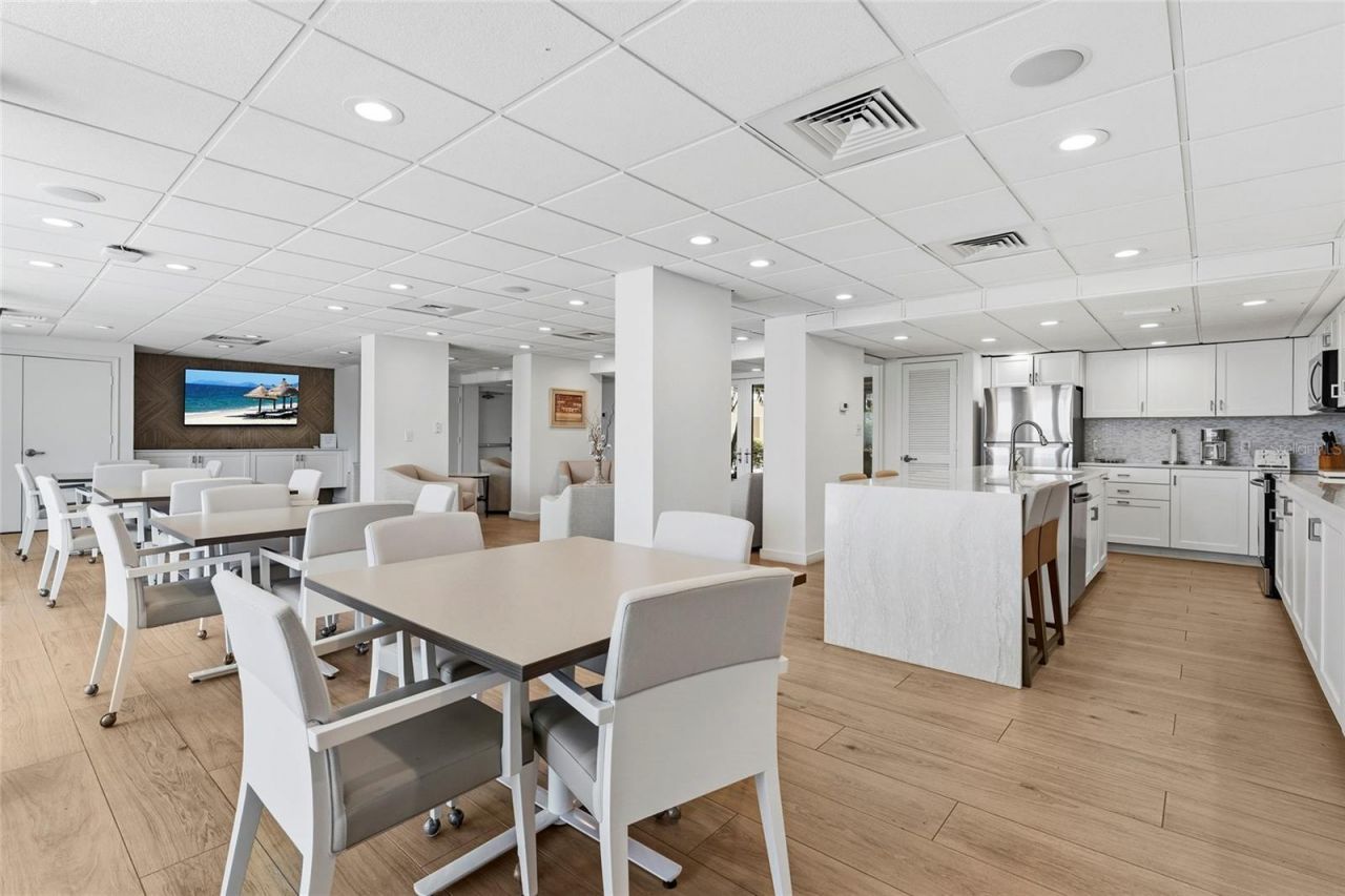 3240 Gulf Of Mexico Drive , Unit B104, Longboat Key, FL 34228 Photo