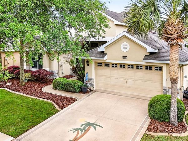 8927 BRIDGEPORT BAY CIRCLE , MOUNT DORA, FL 32757