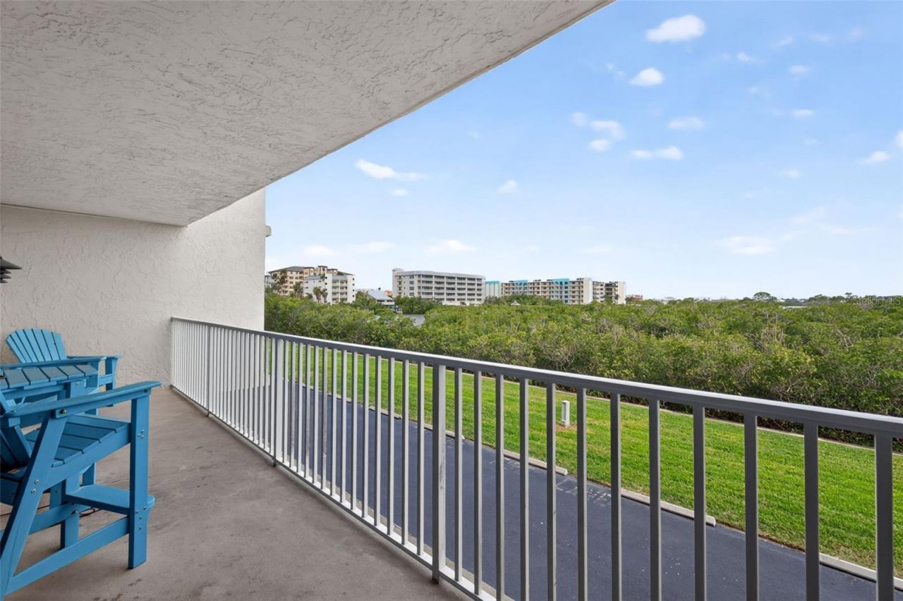 19451 Gulf Boulevard, Unit 204, Indian Shores, FL 33785 Photo