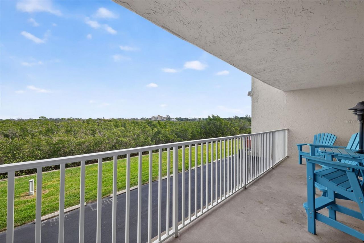 19451 Gulf Boulevard, Unit 204, Indian Shores, FL 33785 Photo
