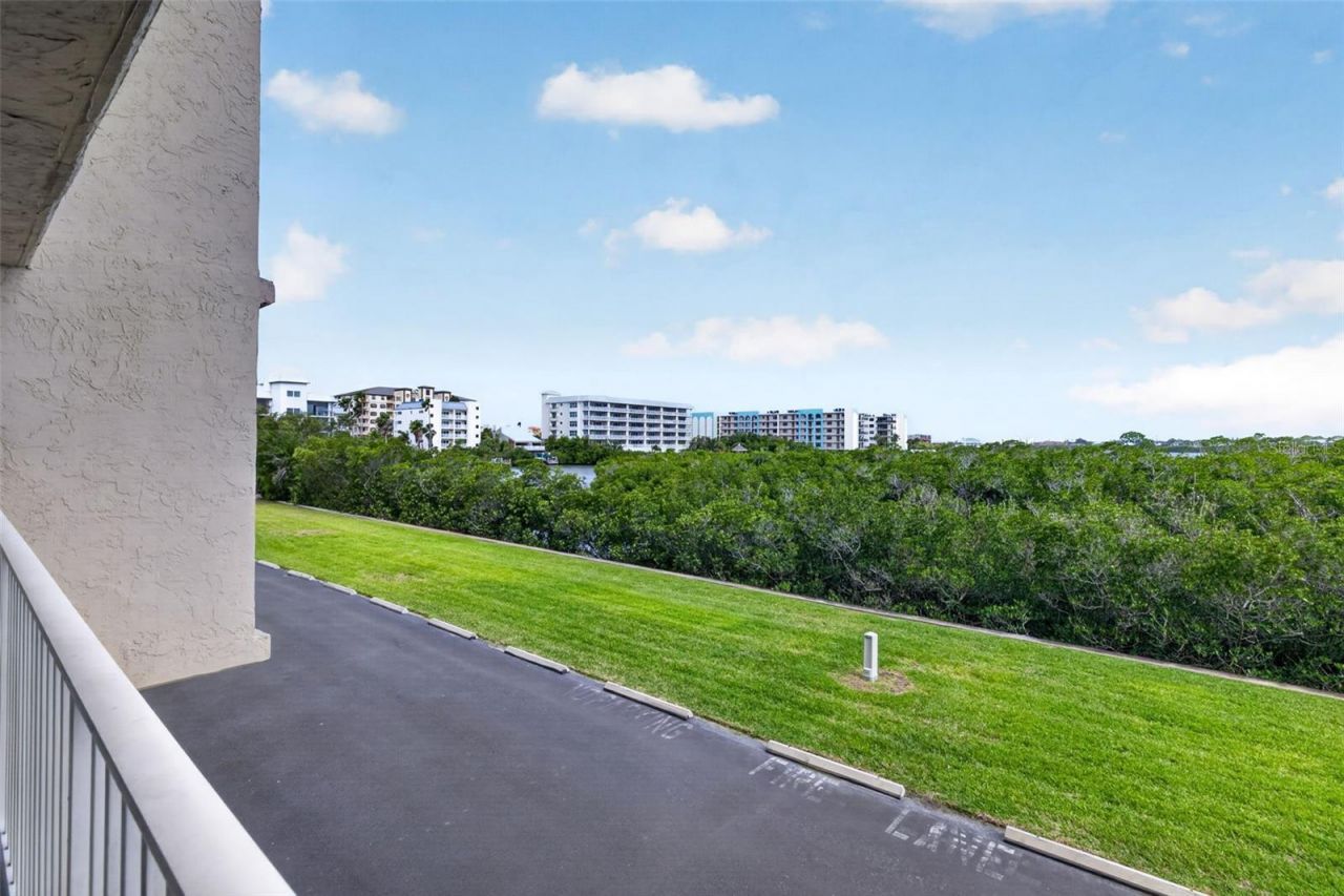19451 Gulf Boulevard, Unit 204, Indian Shores, FL 33785 Photo