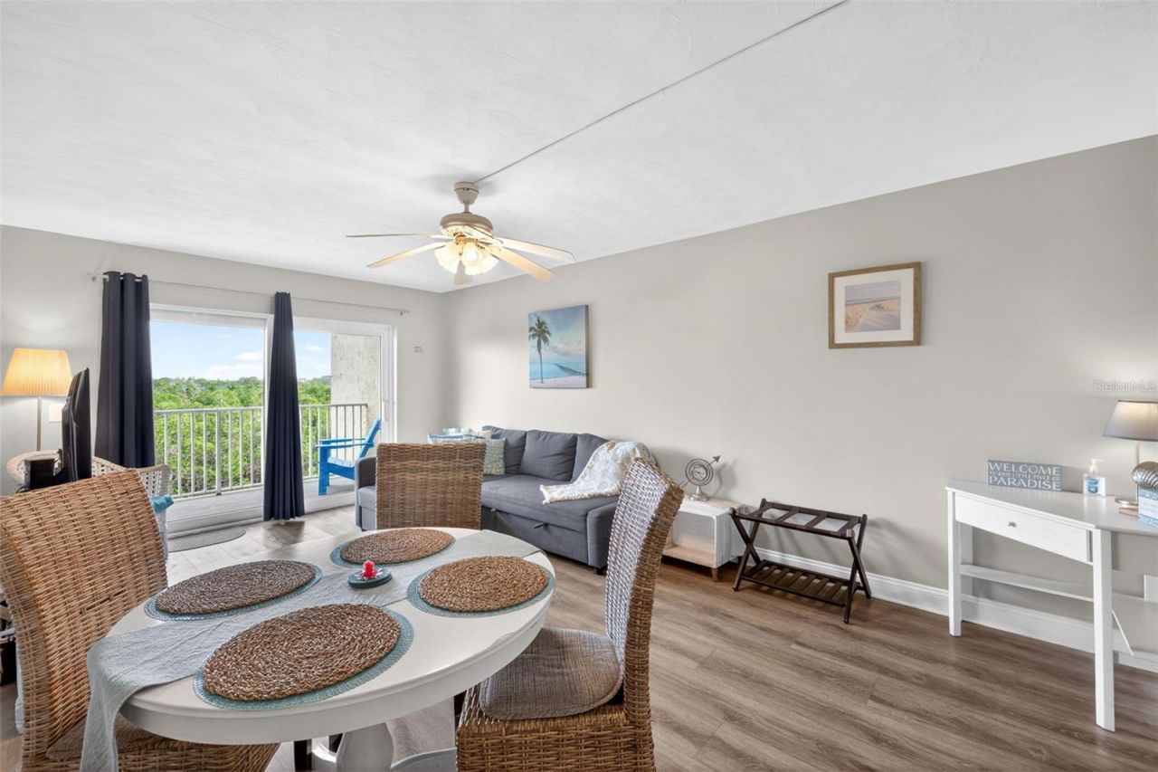 19451 Gulf Boulevard, Unit 204, Indian Shores, FL 33785 Photo