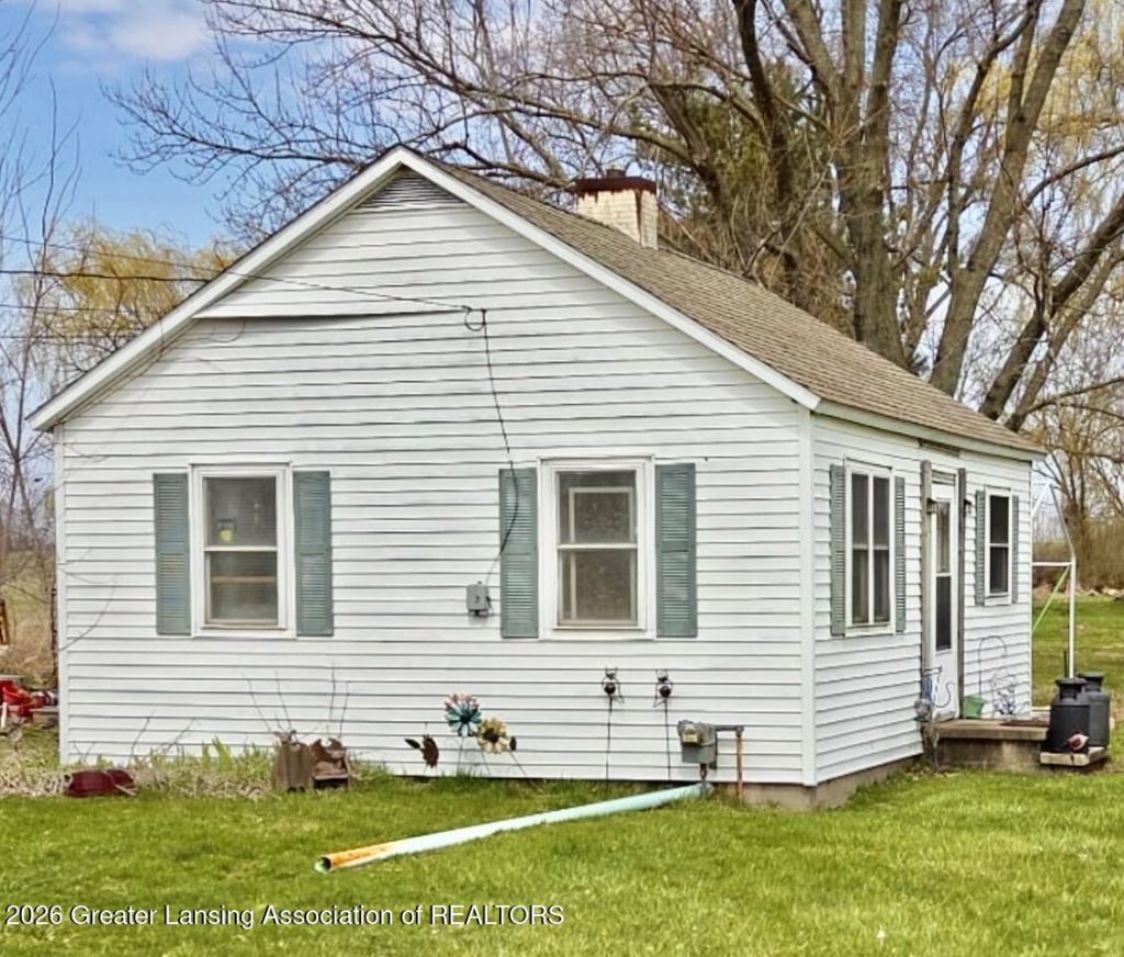 3137 Lansing Road, Charlotte, MI 48813 Main Photo