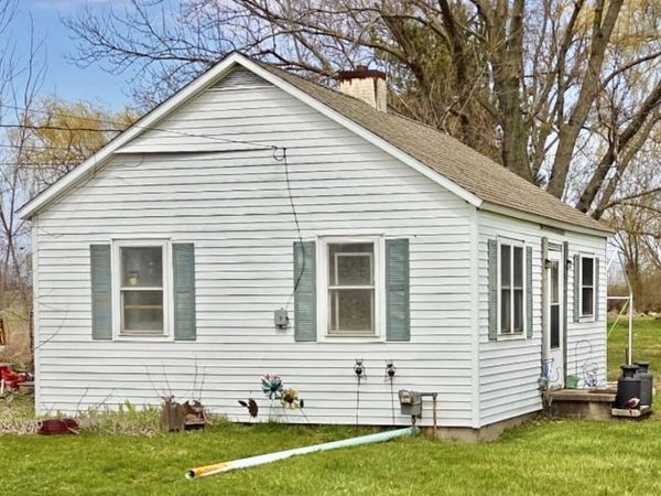 3137 Lansing Road, Charlotte, MI 48813