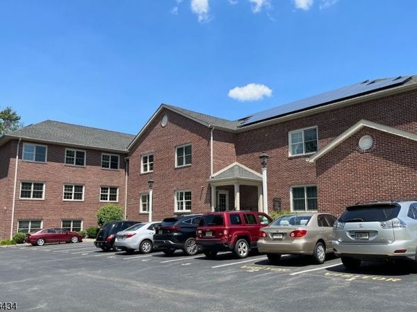 116 Washington Ave, Unit 3D, Hawthorne, NJ 07506