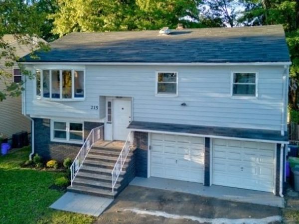 215 E 10Th Ave, Roselle, NJ 07203