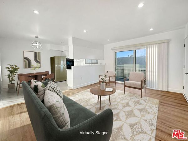 220 E Hyde Park , Unit 4, Inglewood, CA 90302