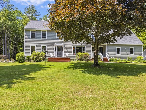 15 Harvey Brook Drive, Freeport, ME 04032