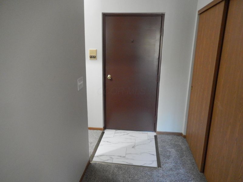 4117 Karl Road , Unit 302, Columbus, OH 43224 Photo 3