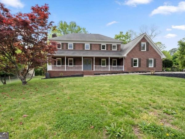 4922 Signal Court SW, Lilburn, GA 30047