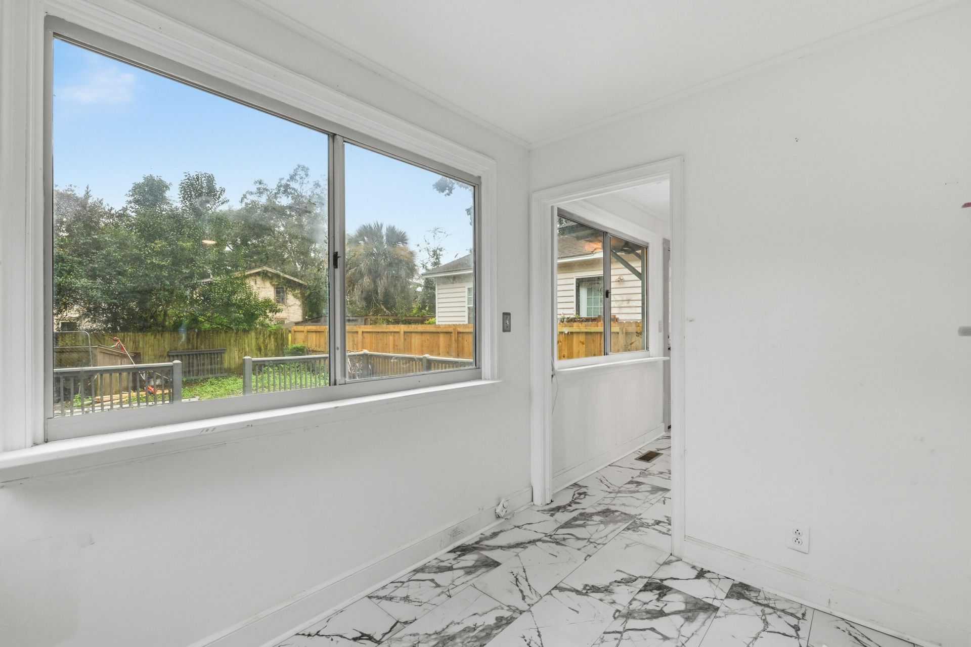 15 Poplar Street Photo 15