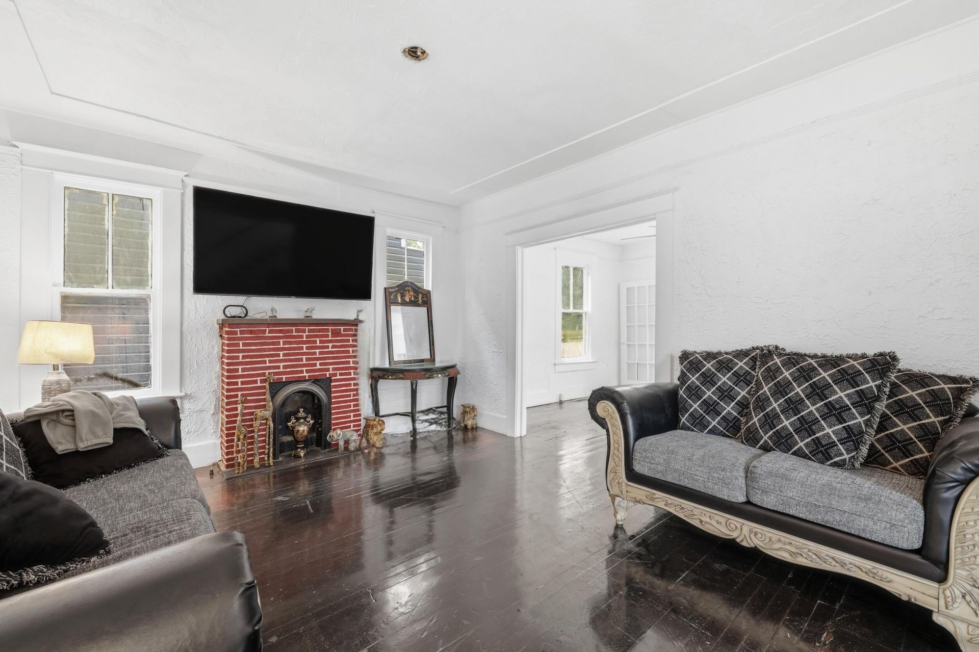 15 Poplar Street Photo 6