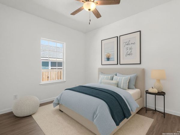 1734 Blueridge Dr, Canyon Lake, TX 78133