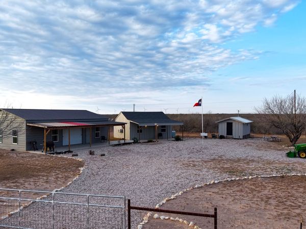 5518 County Road 310, Freer, TX 78357