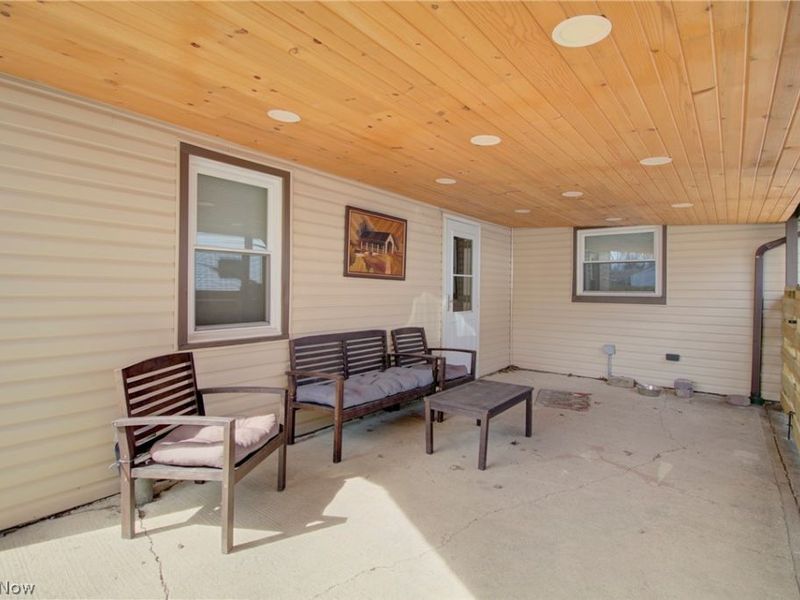 12123 National Drive, Grafton, OH 44044 Photo 28