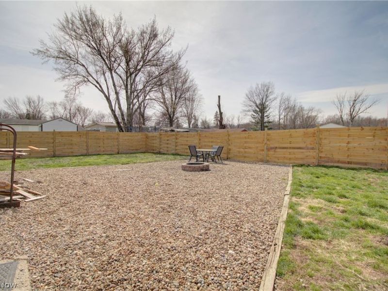 12123 National Drive, Grafton, OH 44044 Photo 30