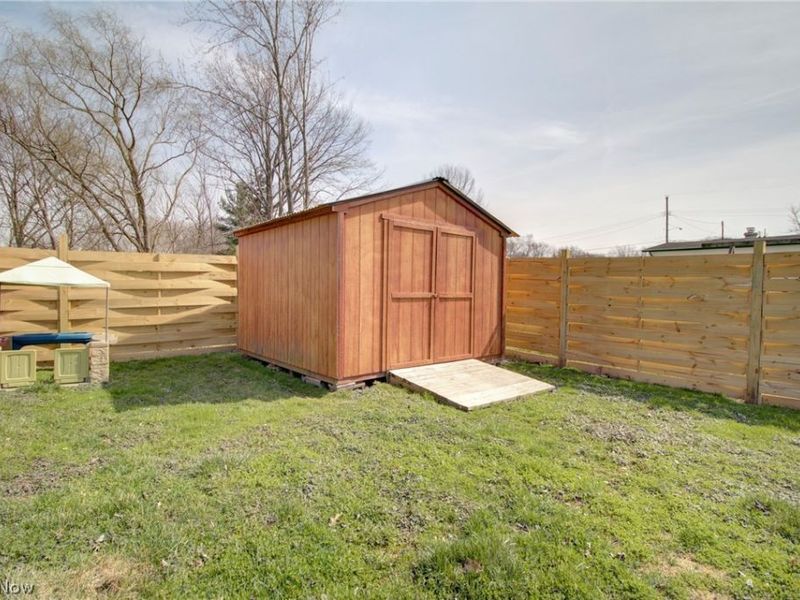 12123 National Drive, Grafton, OH 44044 Photo 31