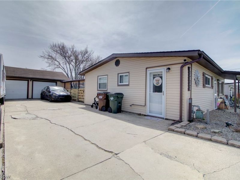 12123 National Drive, Grafton, OH 44044 Photo 33