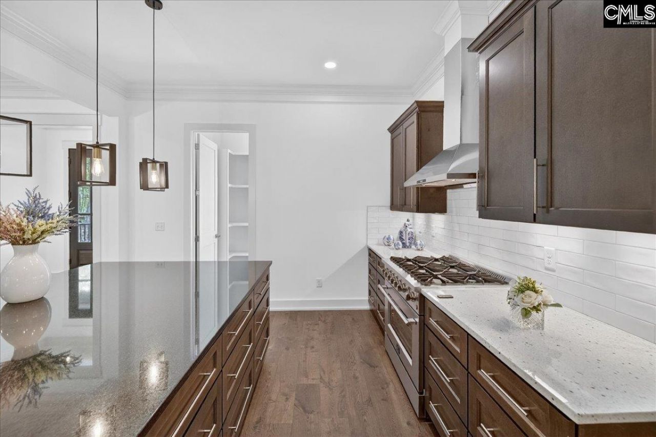 704 Harbor View Drive Photo 14