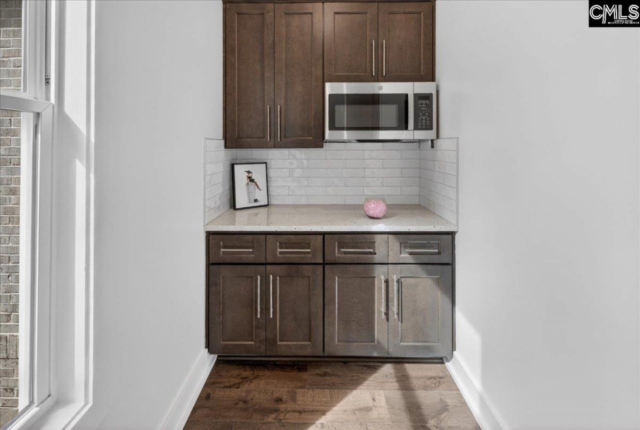 704 Harbor View Drive Photo 16