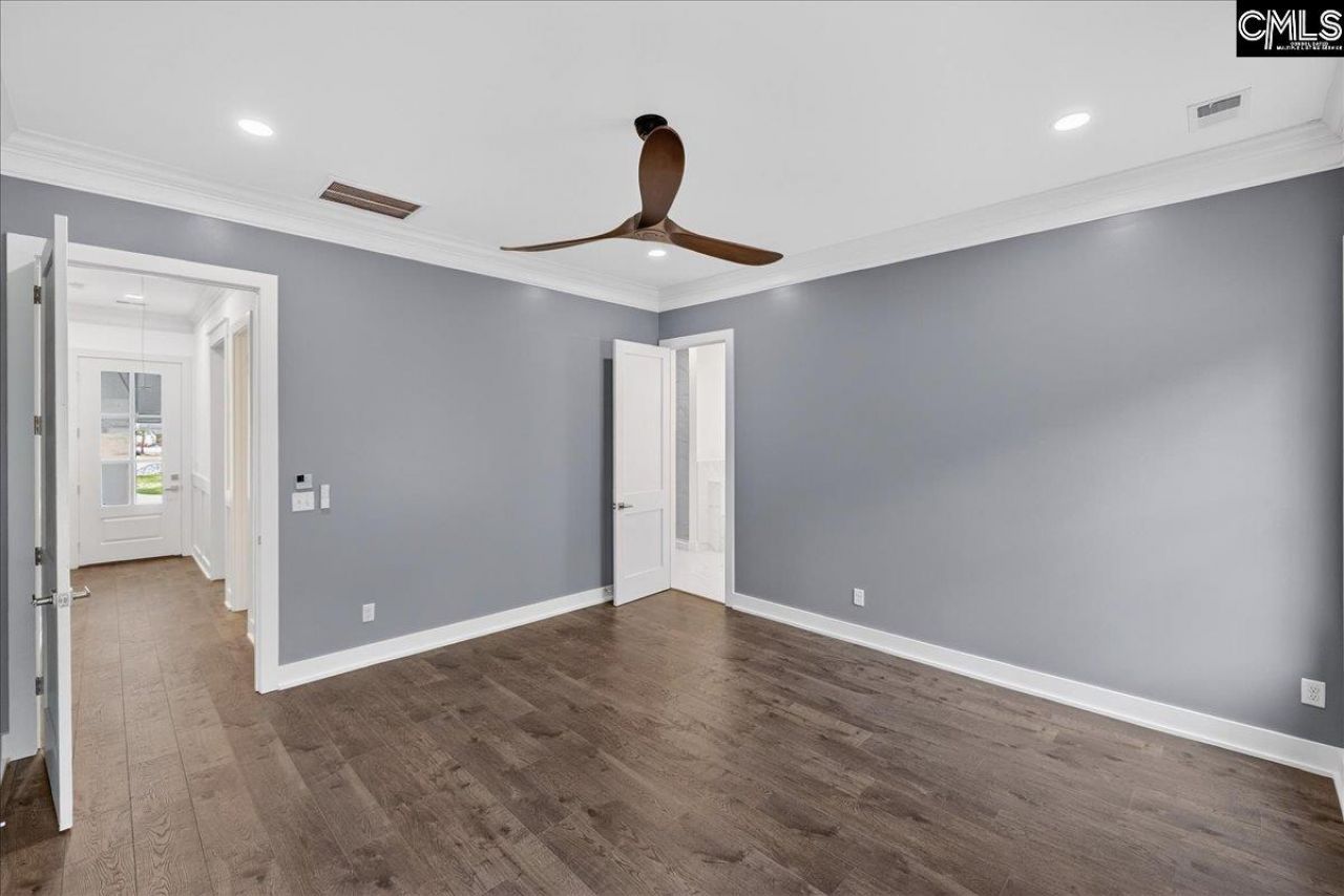 704 Harbor View Drive Photo 18