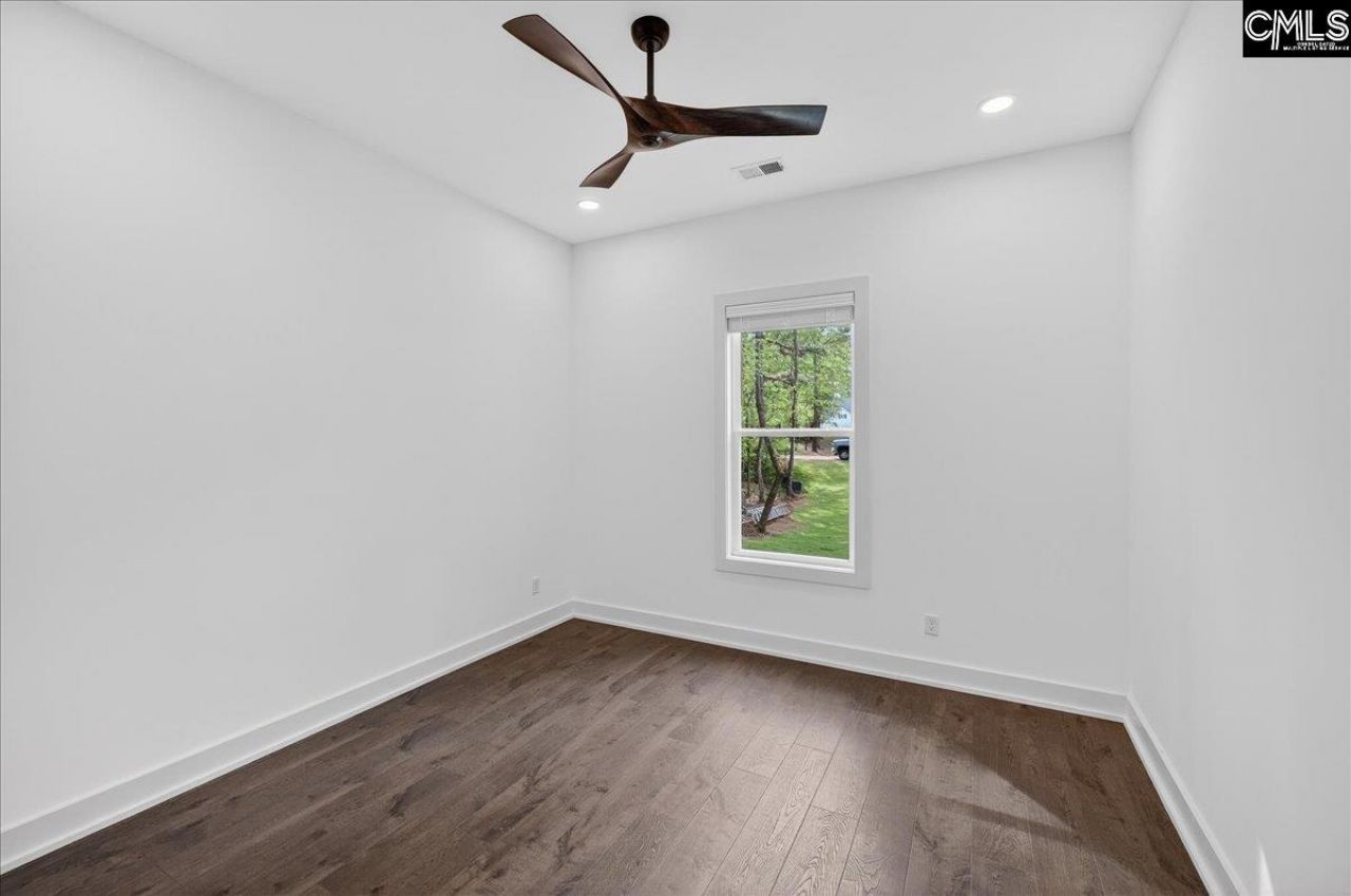 704 Harbor View Drive Photo 26