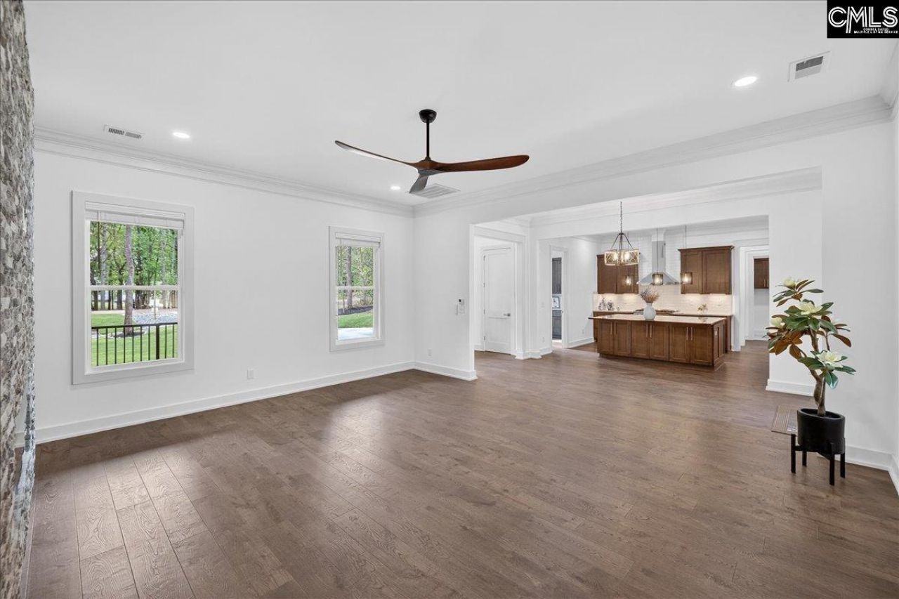 704 Harbor View Drive Photo 8