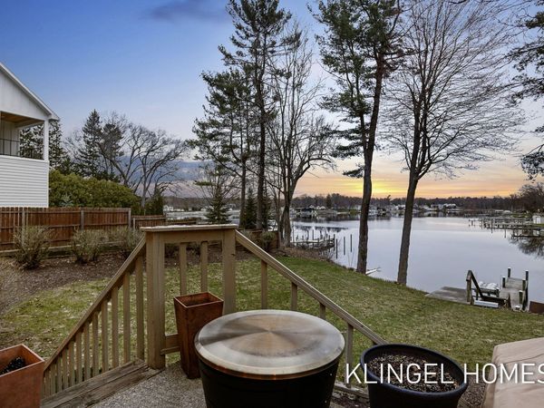 19094 Walden Drive, Spring Lake, MI 49456