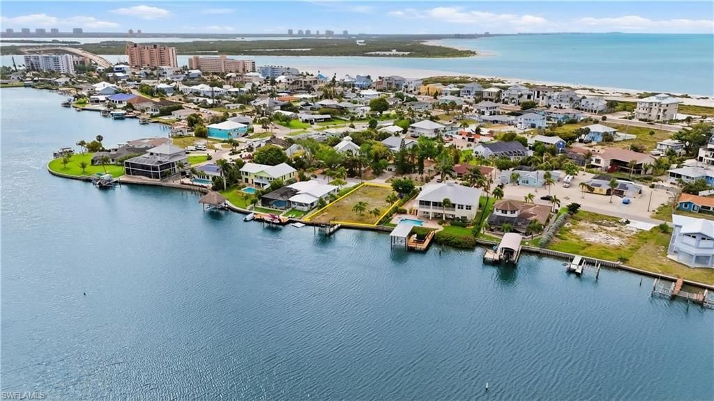 8061 Lagoon Rd, Fort Myers Beach, FL 33931 Photo