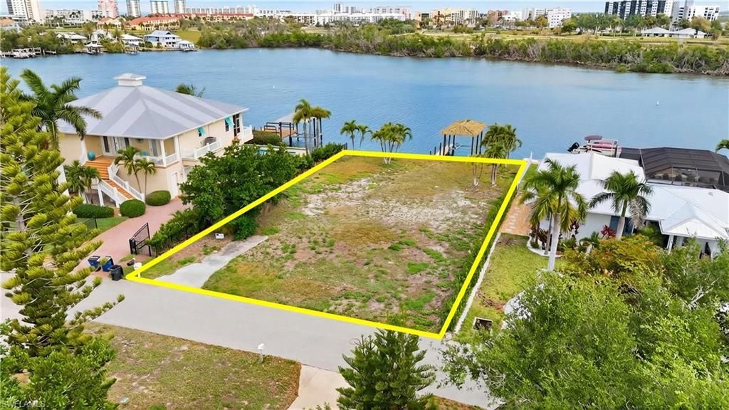 8061 Lagoon Rd, Fort Myers Beach, FL 33931 Photo