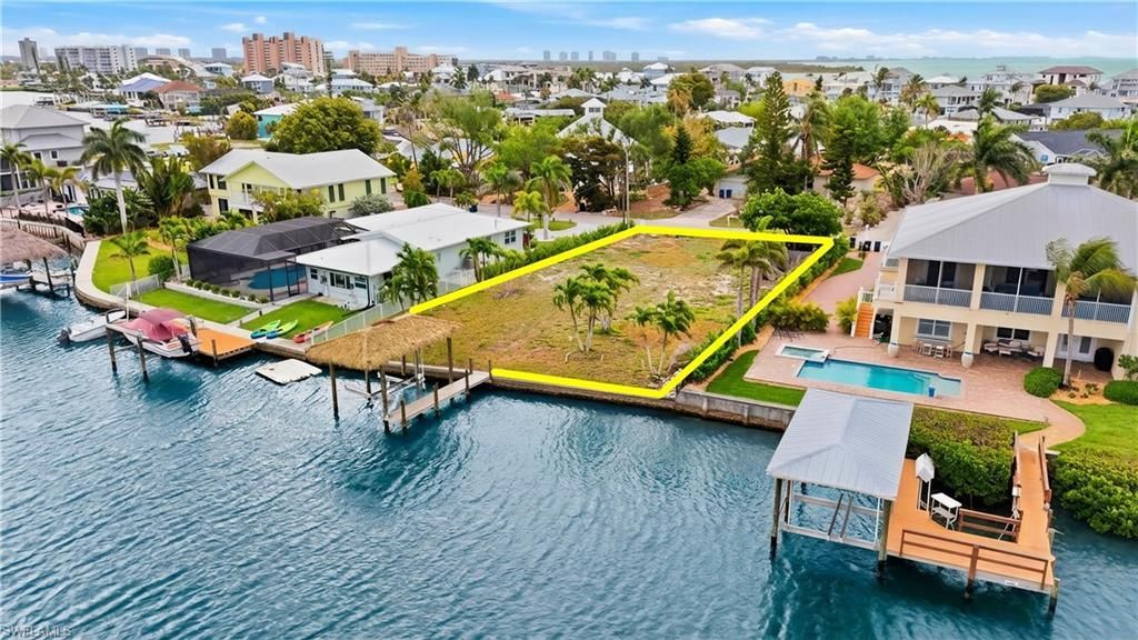8061 Lagoon Rd, Fort Myers Beach, FL 33931 Photo