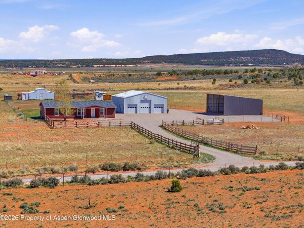2090 S 15 1/2 Road, Glade Park, CO 81523