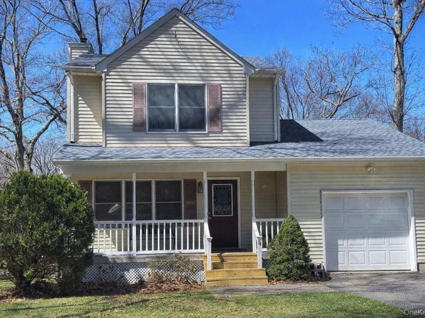 28 Williston Road, Sound Beach, NY 11789