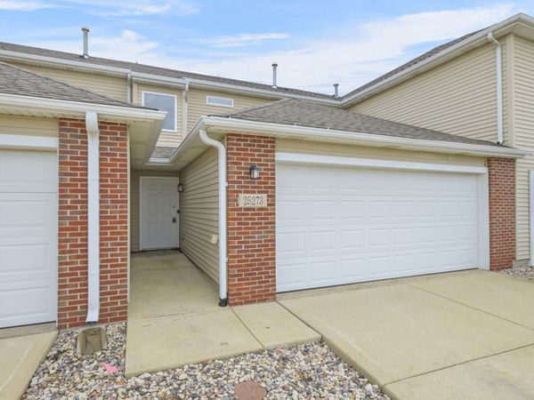 25273 Faraday Road , Manhattan, IL 60442