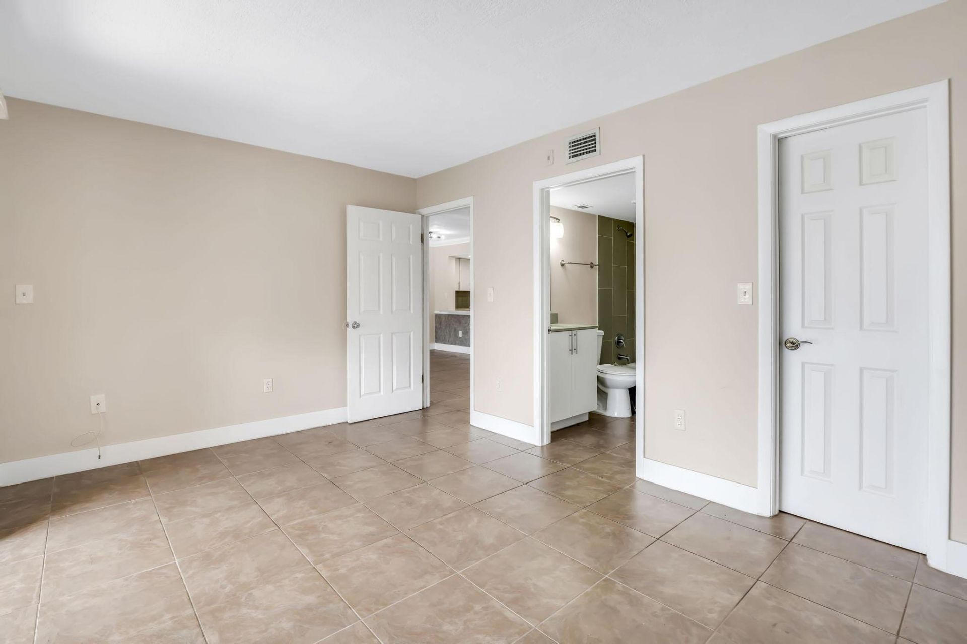 5200 NW 31st Avenue, Unit 141, Fort Lauderdale, FL 33309 Photo