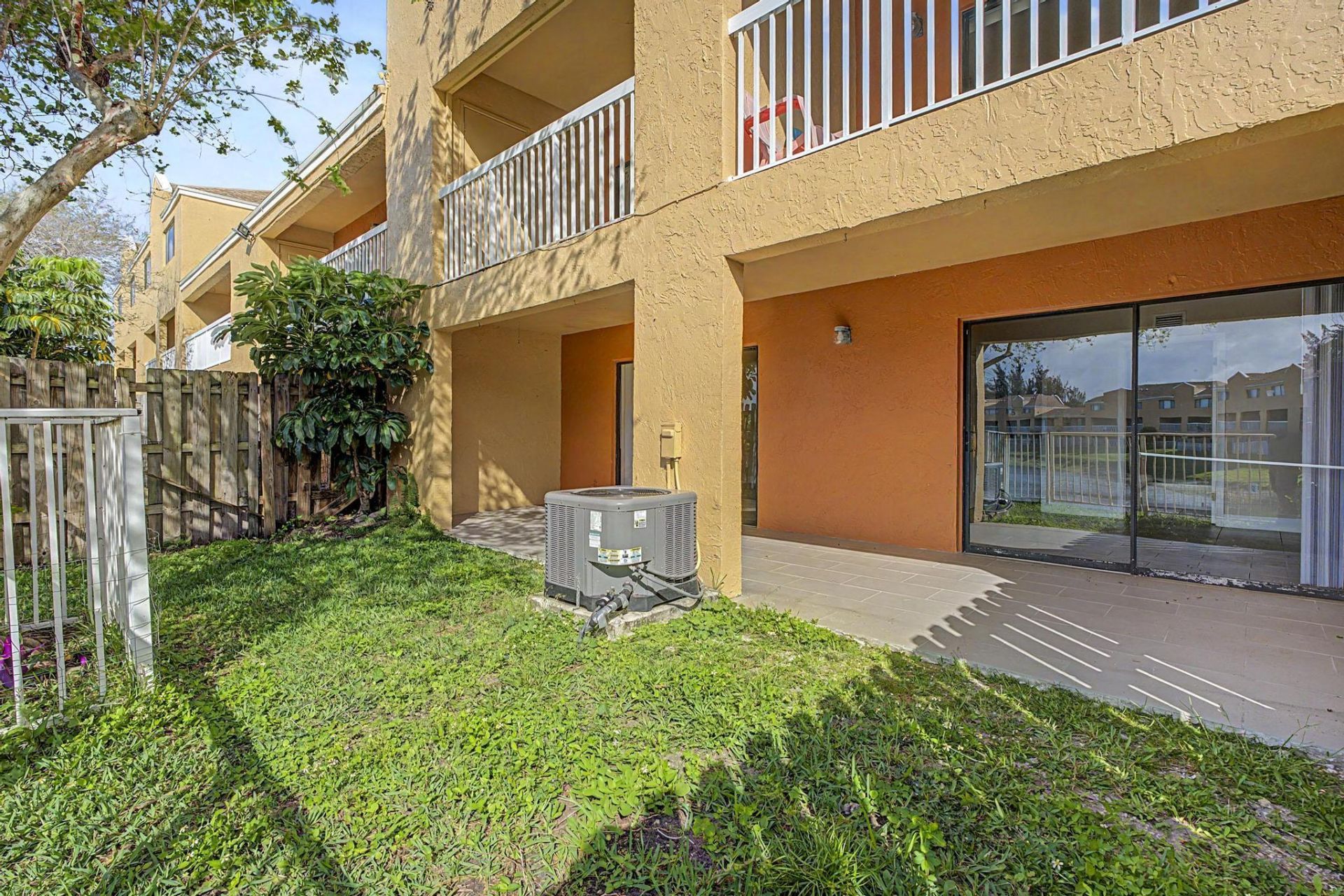 5200 NW 31st Avenue, Unit 141, Fort Lauderdale, FL 33309 Photo